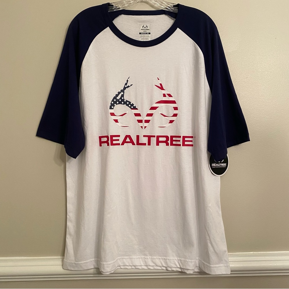 RealTree Men's White w/Blue
Sleeve Americana Logo Baseball Tee Size L